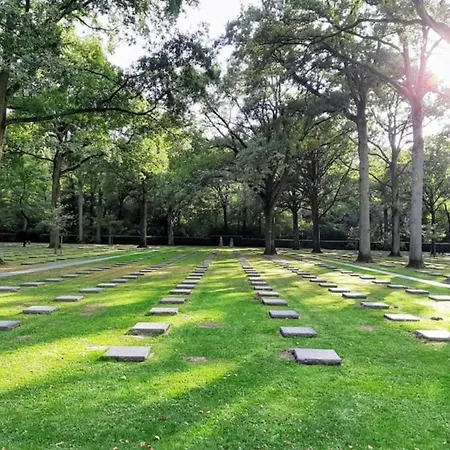 In Near The Marina דירה ניופורט